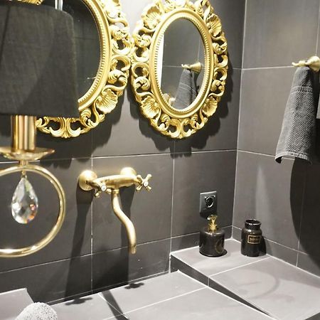 Exclusive Design Studio With Yard Atene Esterno foto